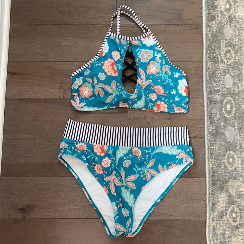 CUPSHE bikini - Never Worn